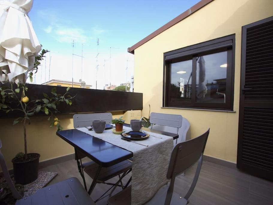 Appartamento Quattroventi Terrace Penthouse Roma Esterno foto
